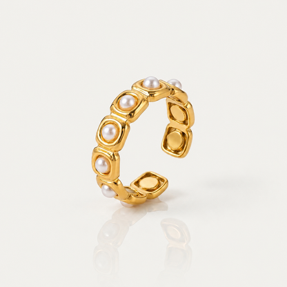 PEARL RING
