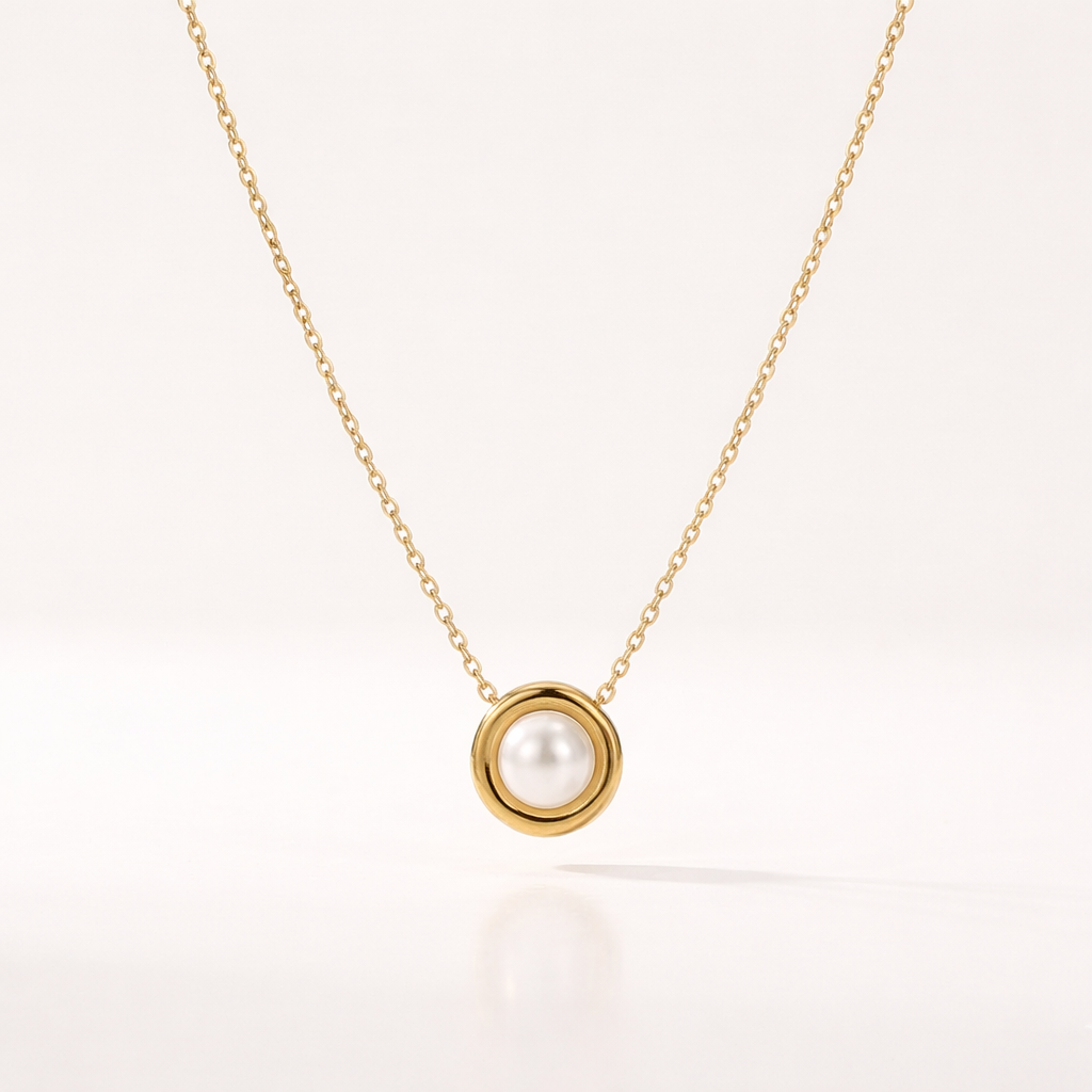 LUCIA PEARL PENDANT