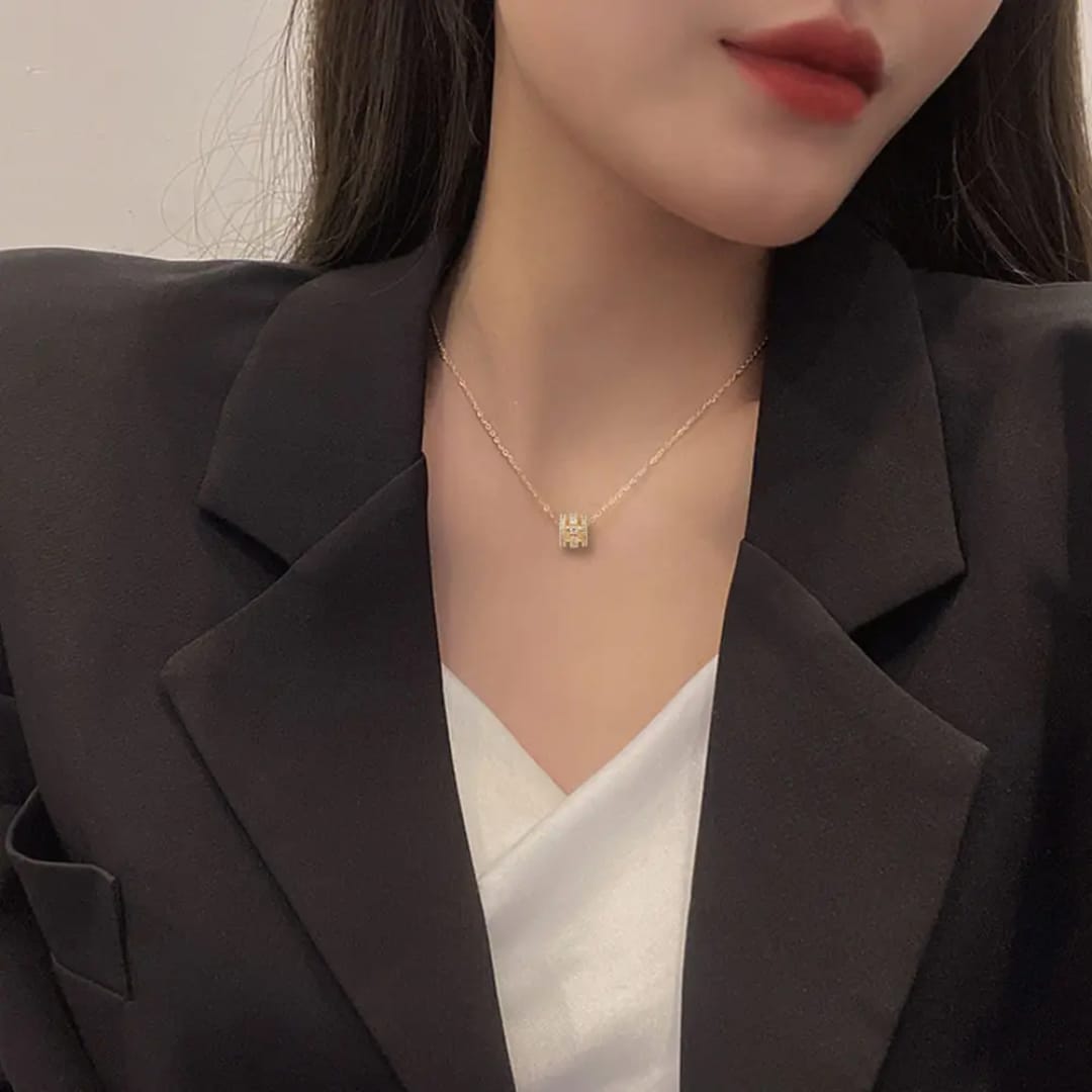 NYRA CHAIN